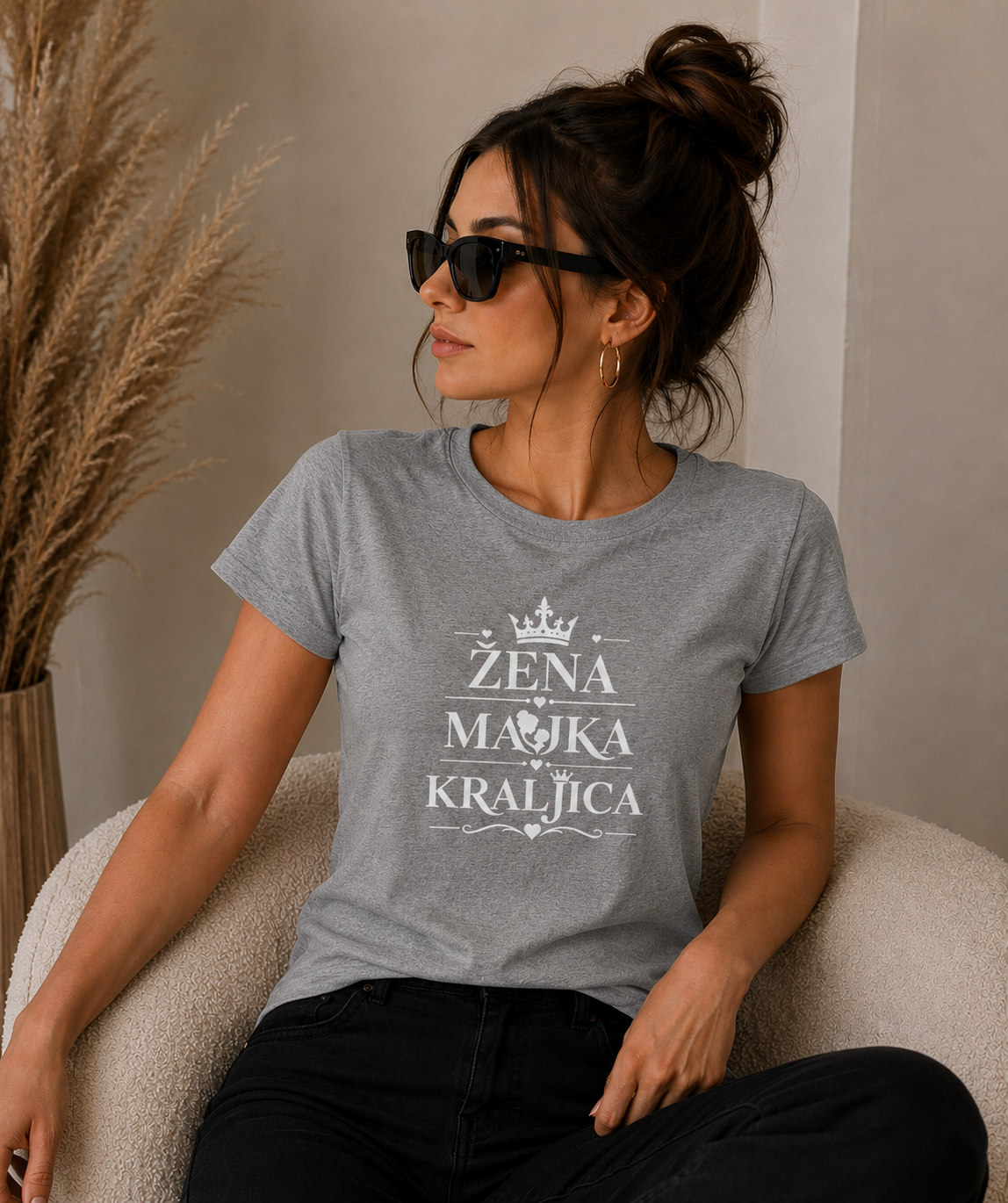 Žena, majka, kraljica | Ženska majica – Dostupno odmah – fotografija 6